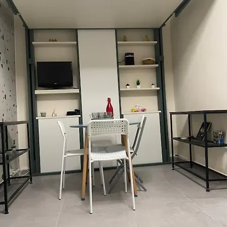 Cosy Avec Piscine Apartment *
